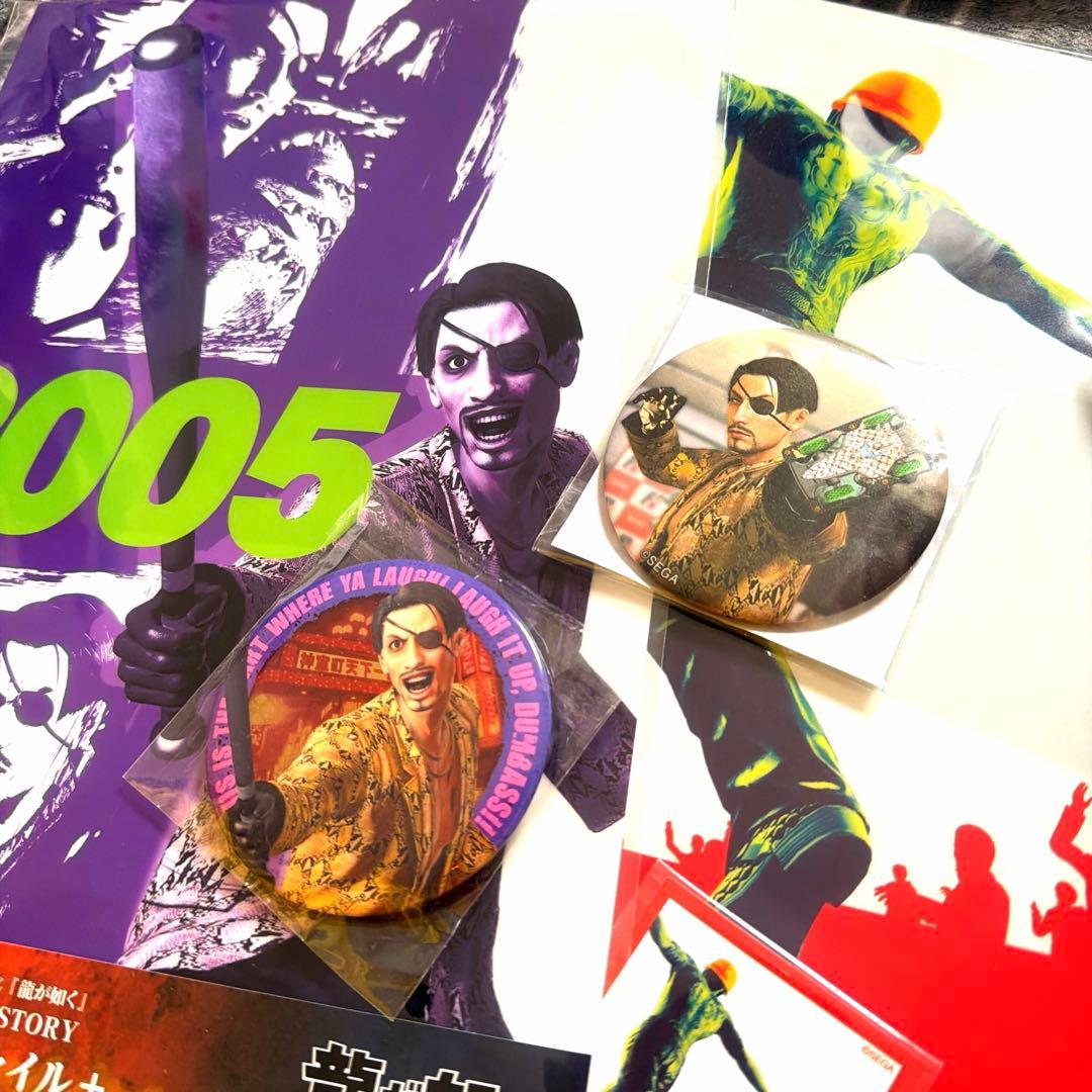 龍が如く 真島吾朗 ヘルメット 真島建設 クリアファイル 缶バッジ 新品✨️