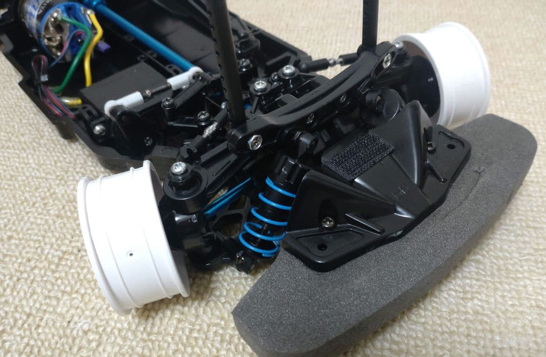 タミヤ　オンロード　TT-02 ストックモーター、サーボ付き！