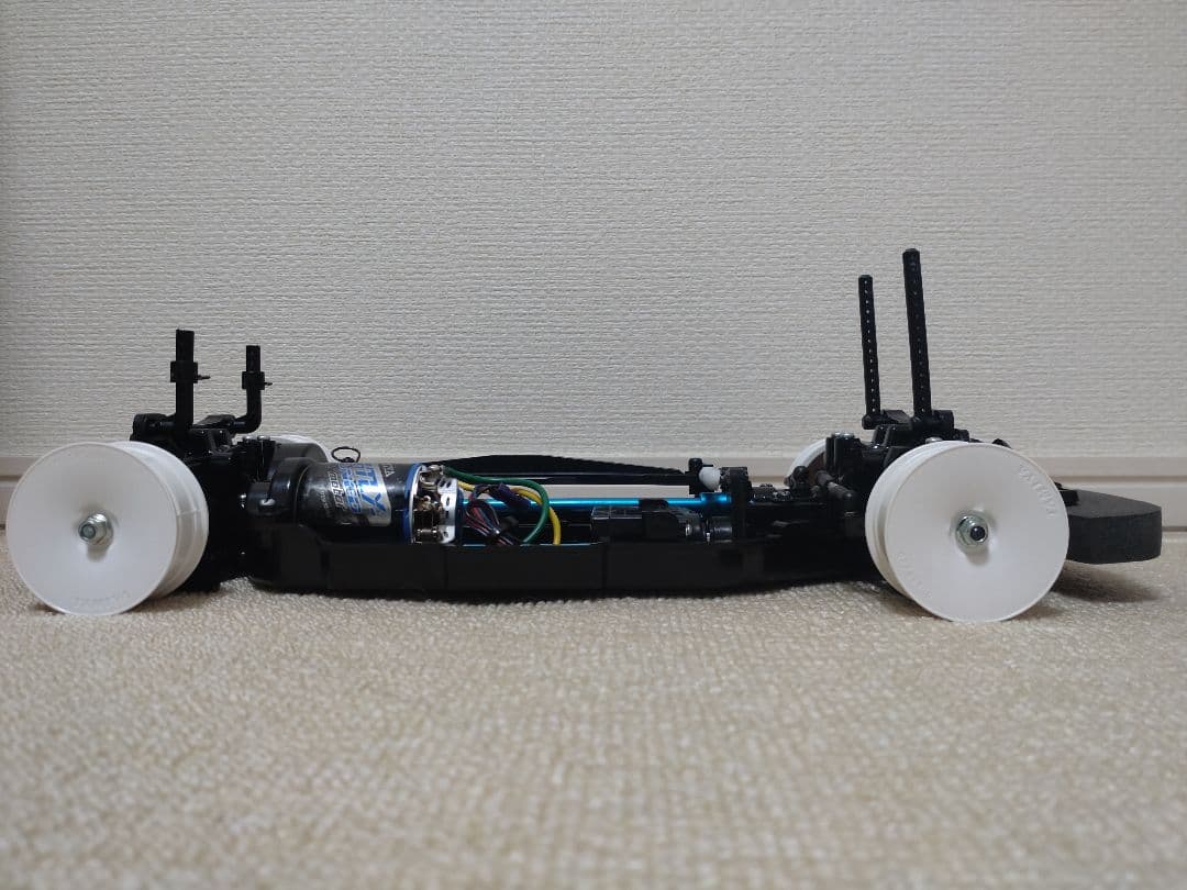 タミヤ　オンロード　TT-02 ストックモーター、サーボ付き！