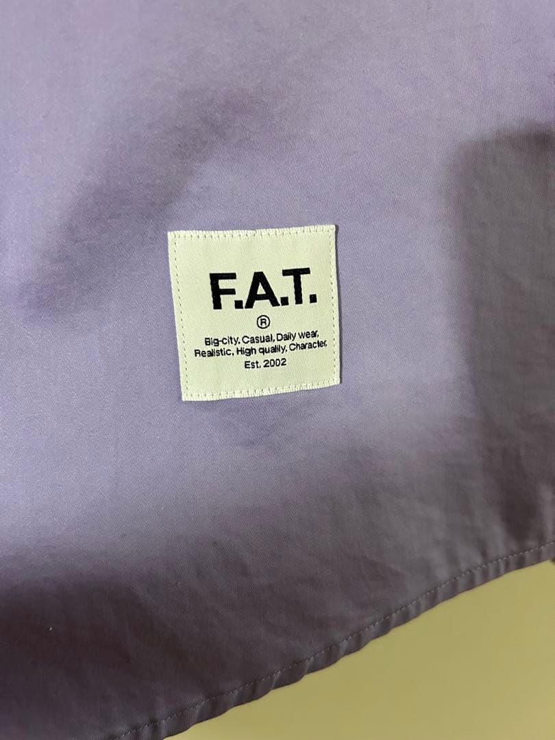 トップス F.A.T. BeeDee