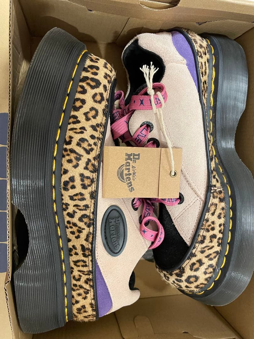 【LiSA愛用モデル】Dr.Martens BUZZ 5I