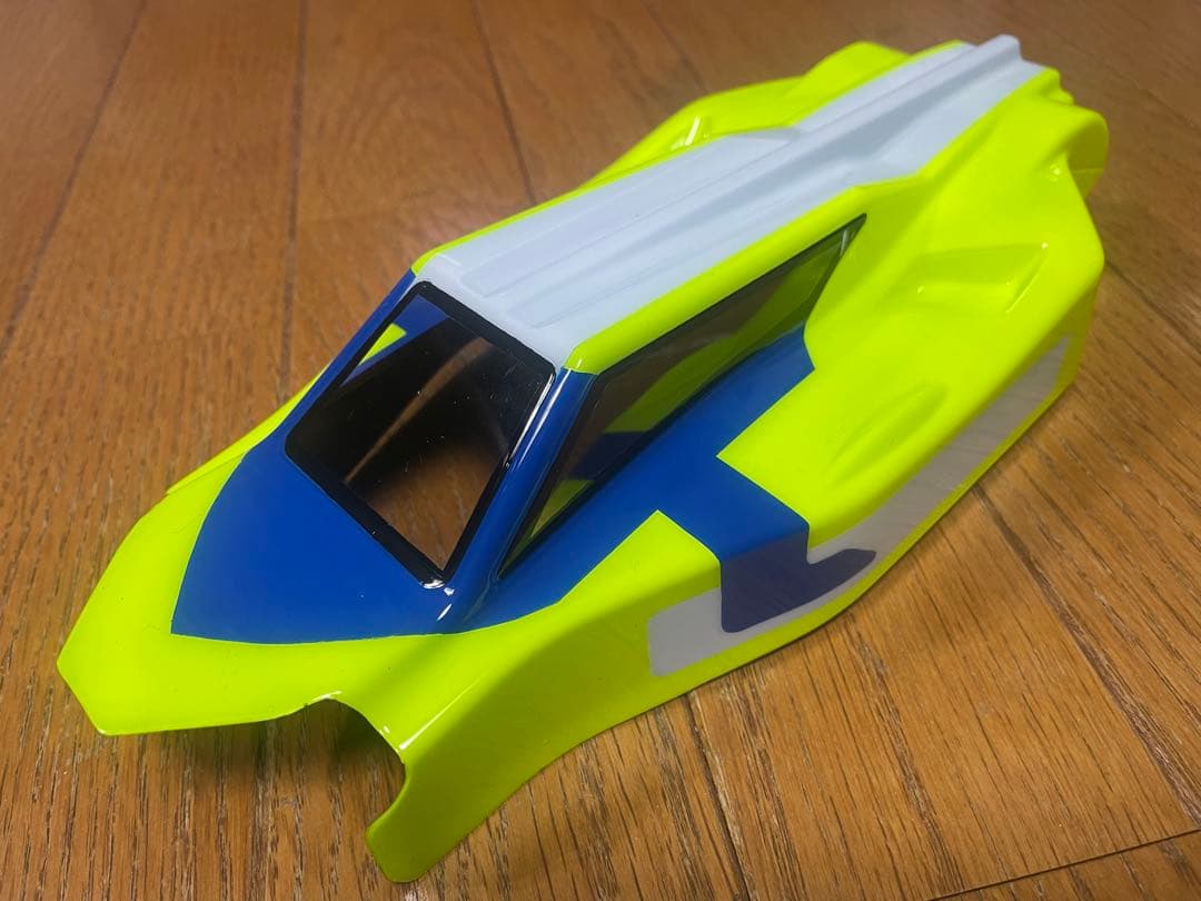 ヨコモ　SO 塗装済スペアボディ