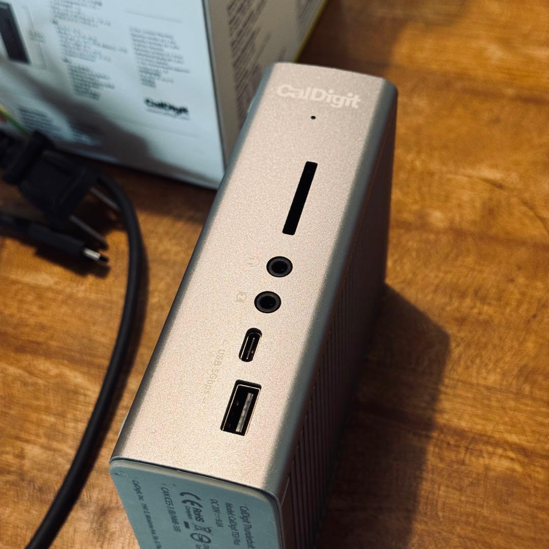 CalDigit TS3 Plus+ USBハブ - メルカリ