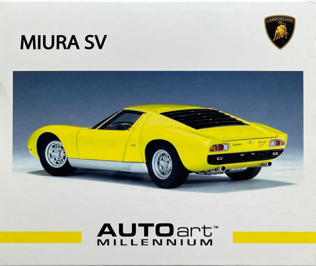 絶版新品　オートアート1/18 ランボルギーニ　ミウラP400SV イエロー