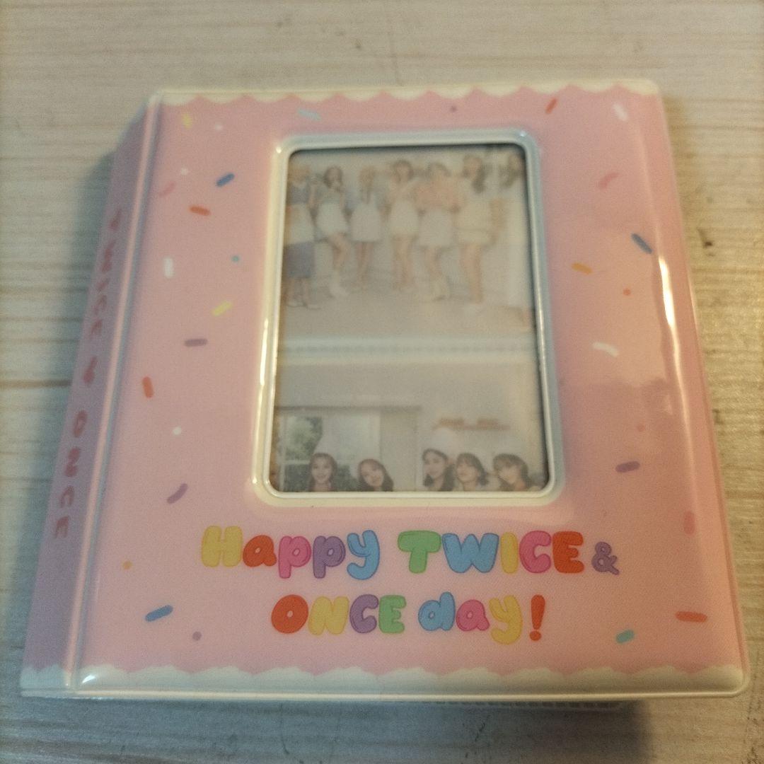 TWICE　まとめ売り　アルバム　アクスタ　ガチャ　缶バッチ　ペンライト　トレカ