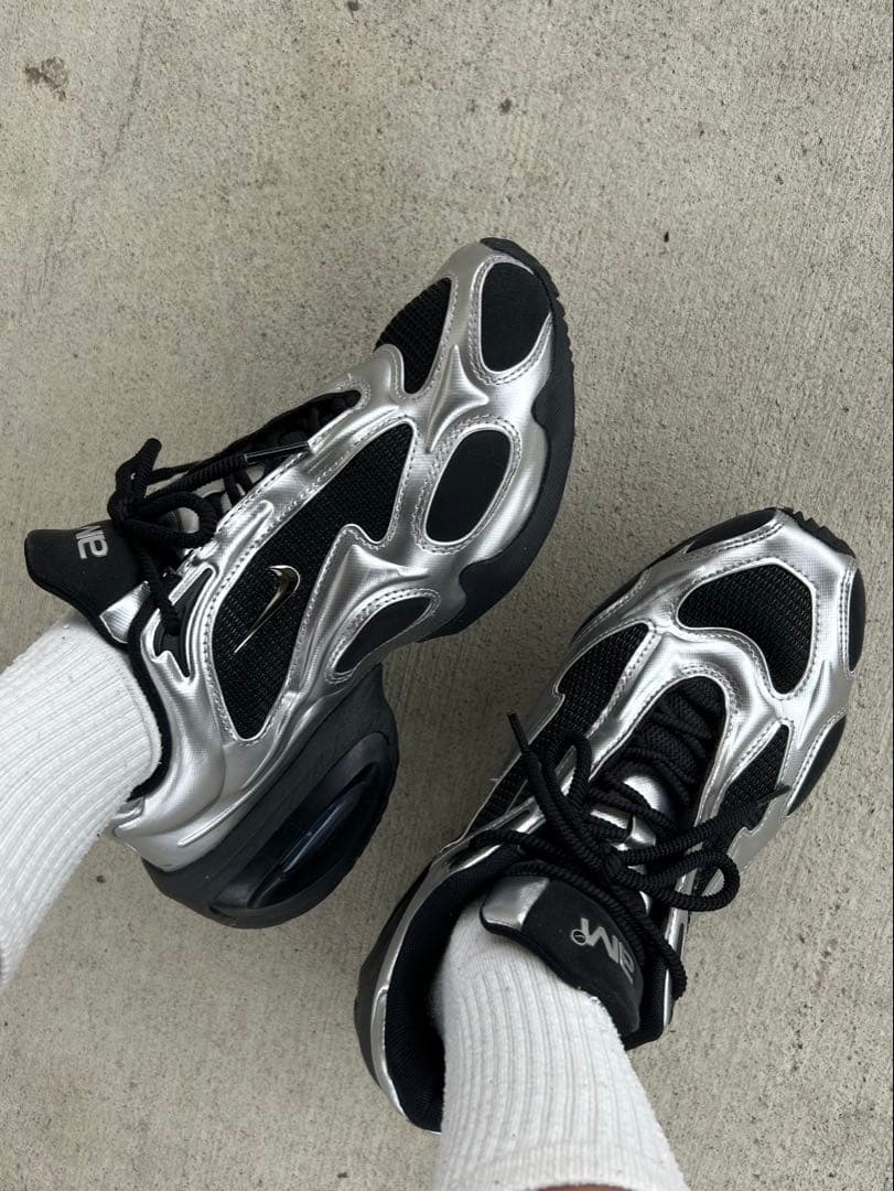 靴 NIKE AIR MAX MUSE 24.5cm