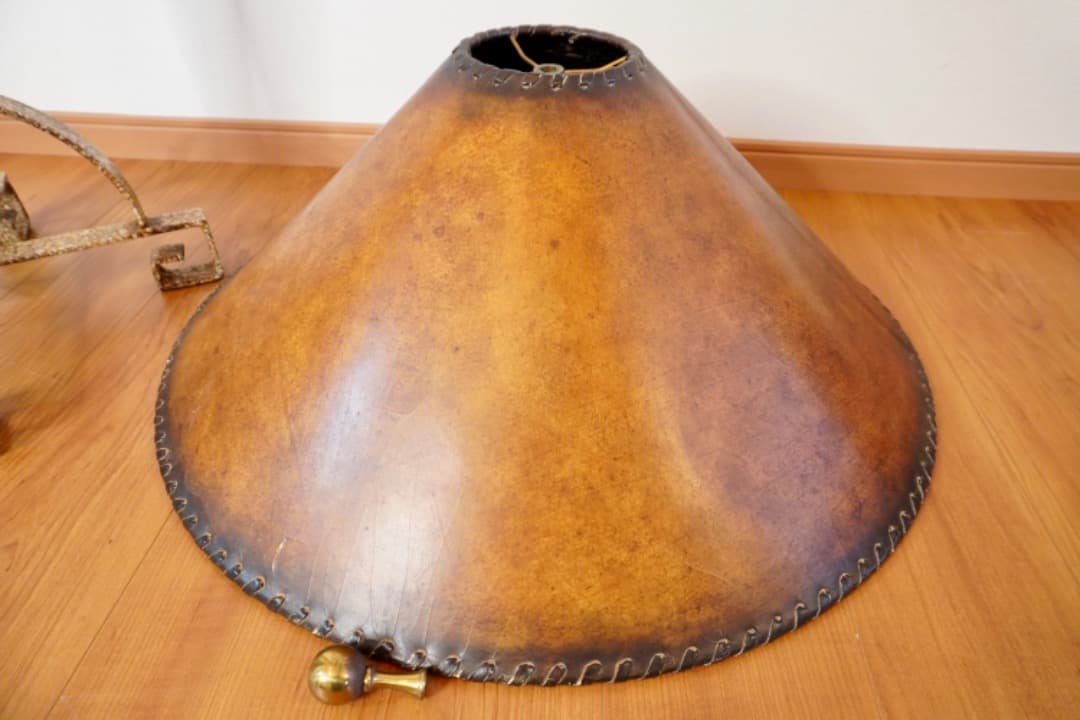 ヴィンテージ フロアランプ 革 アイアン 真鍮の通販はau PAY