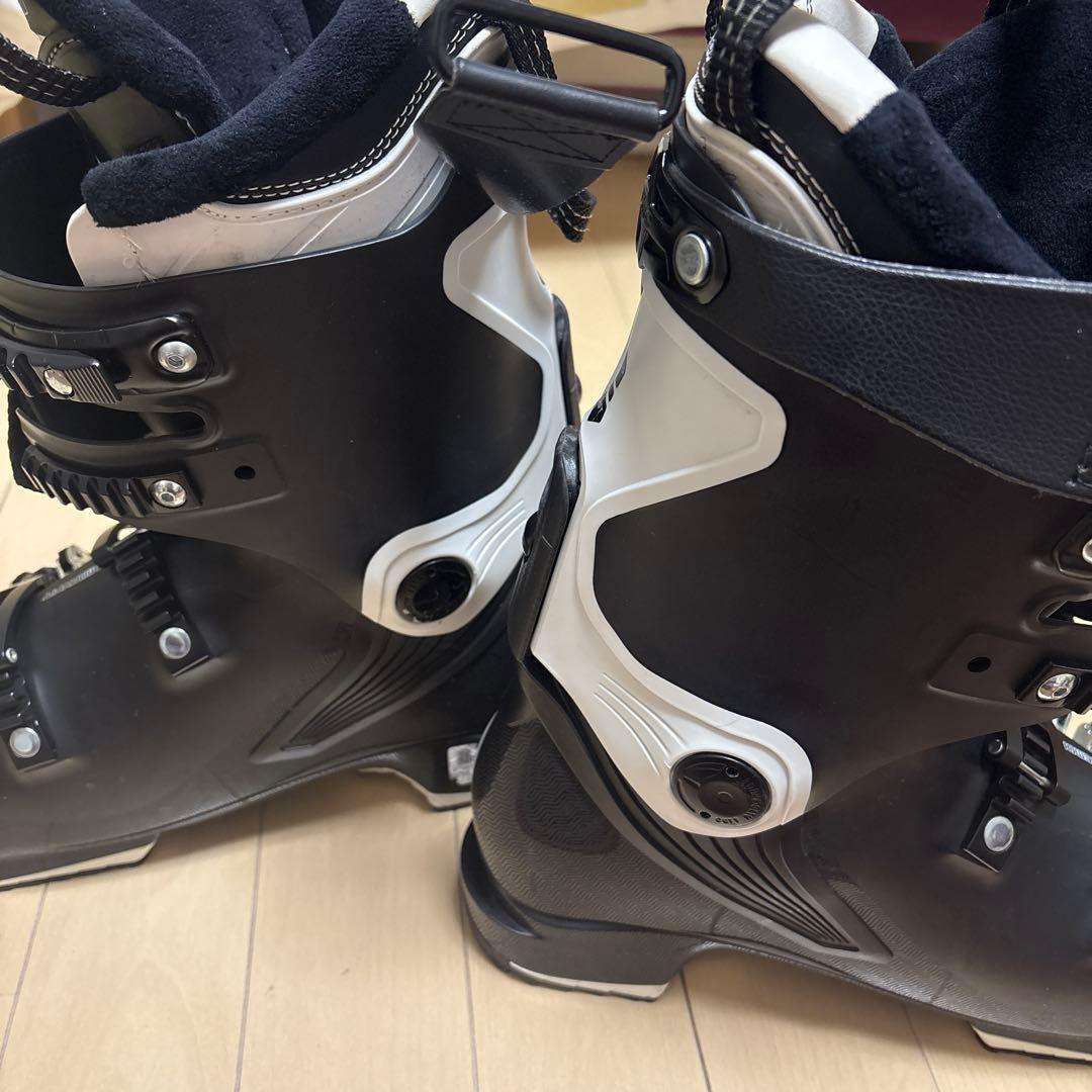 スキー ATOMIC HAWX ULTRA 110w 23cm 23.5cm