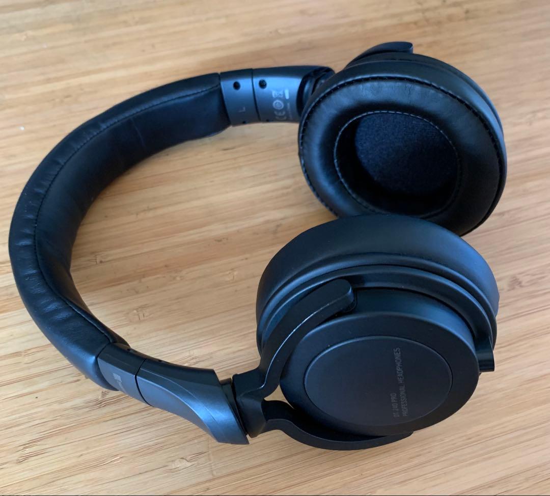 Beyerdynamic DT 240 PRO モニターヘッドフォン 希少！