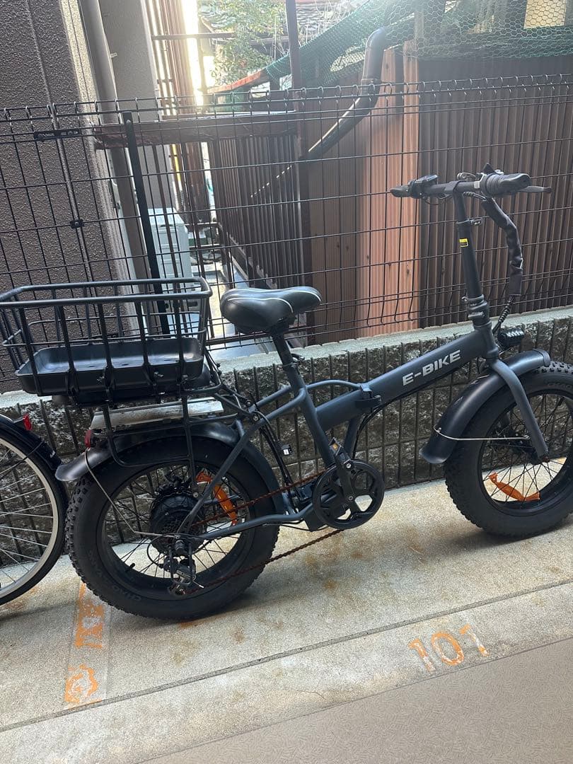 E-BIKE ブラック 前部バスケット付き AKEZ ZX Electric Bike