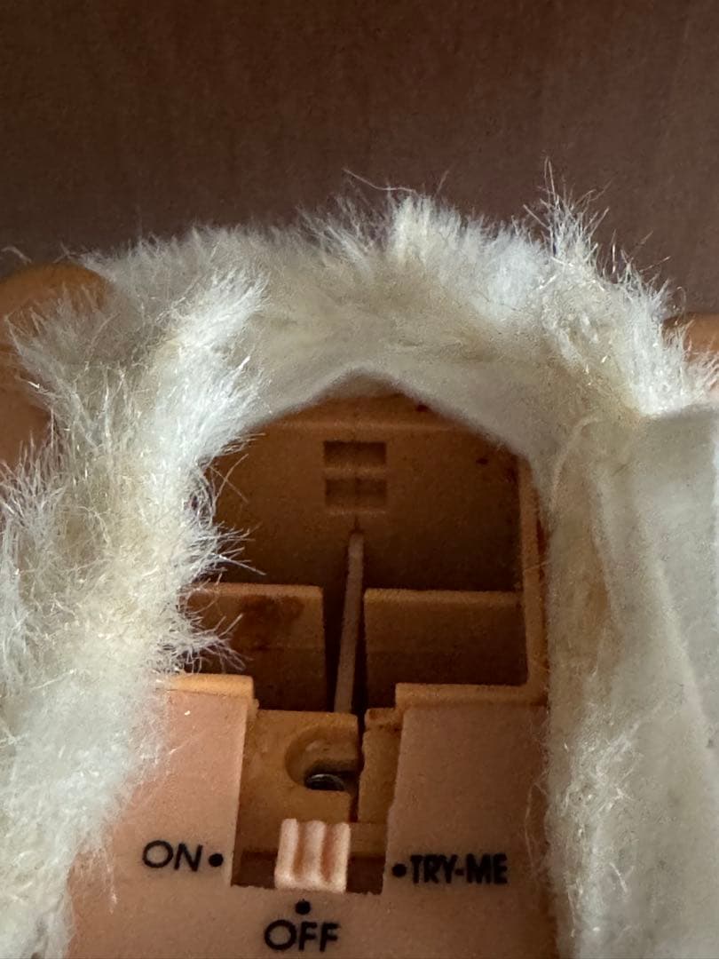 ファービー 2 可動品　電池蓋なし