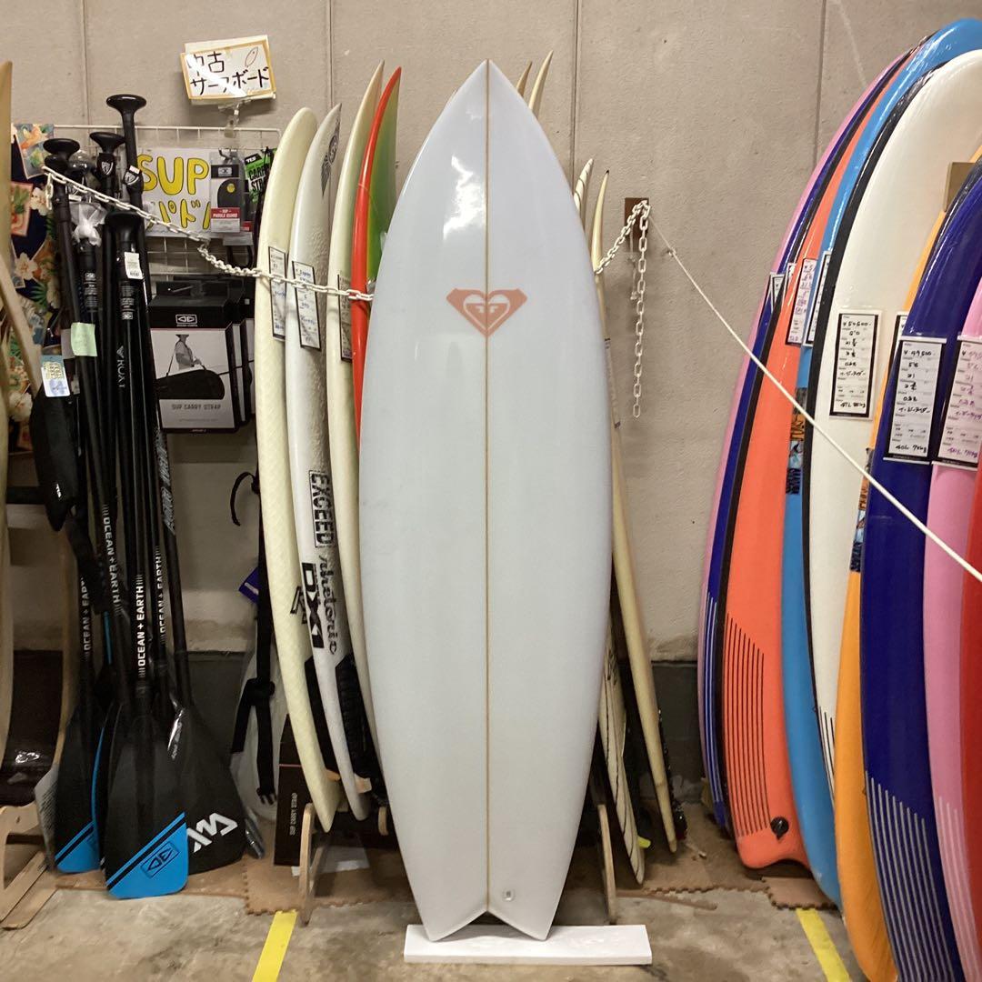 新品女子に大人気ROXY183cｍ6’0テイクオフ楽々フィッシュ展示品格安白 ROXY（ロキシー） 26年3月上〜4月上 予約 26 SS ROXY ラッシュガード
