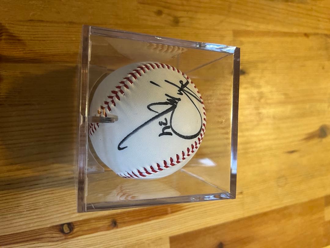 中日ドラゴンズ 山本昌投手 200勝記念 サインボール - メルカリ