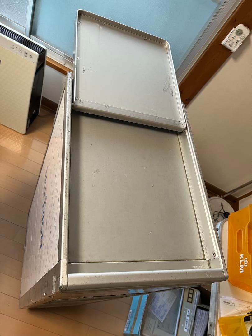KLM 機内 ミールカート 中古 42x30x104cm - メルカリ