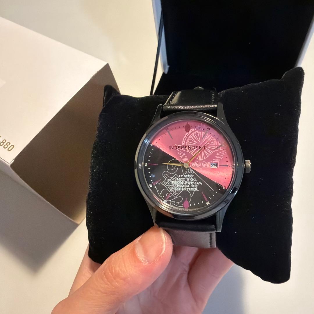 【新品未使用】魔法少女まどかマギカ_コラボウオッチ 鹿目まどか＆暁美ほむらモデル