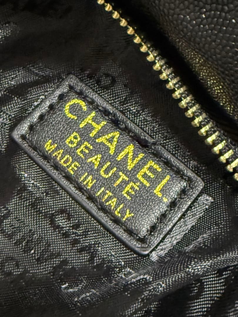 【新品】CHANEL ノベルティ キルティングショルダーバッグ