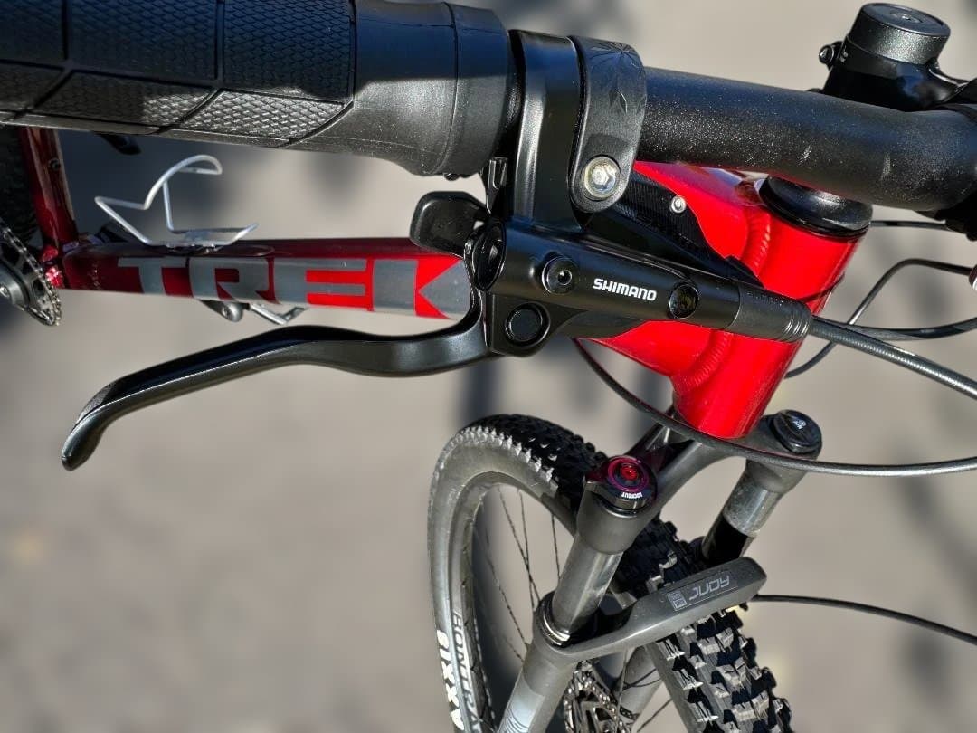 引取限定】TREK Marlin 7 Gen 3 XL 2026 - メルカリ