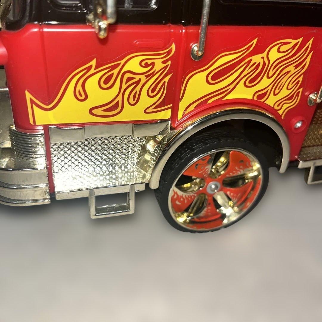 レトロ　ハシゴ車　ラジコン