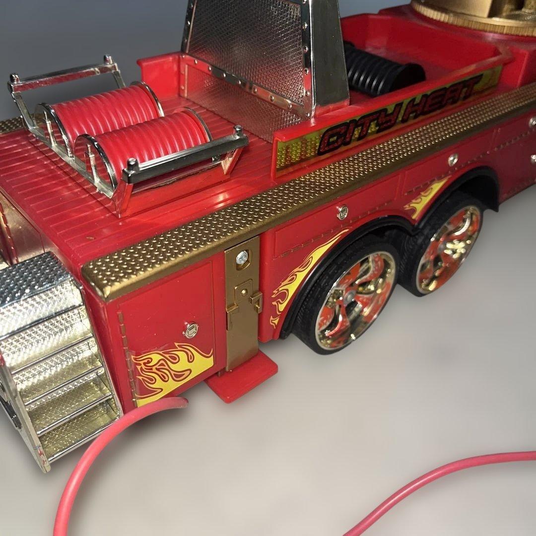 レトロ　ハシゴ車　ラジコン