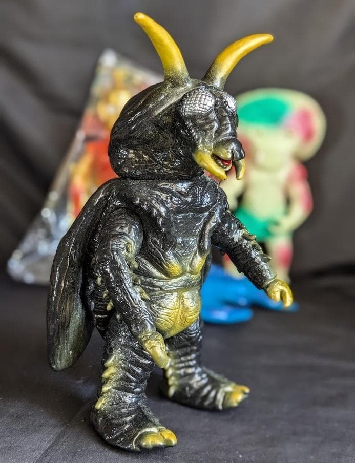 スペクトルマン＆登場怪獣（ベアモデル・マスダヤ復刻）ソフビフィギュア４体セット