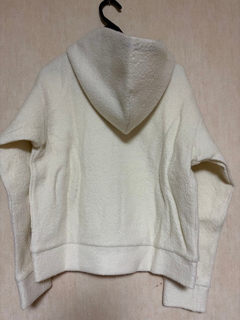 2/1までお値下げ】theoryluxeブークレパーカー38新品未使用タグ付