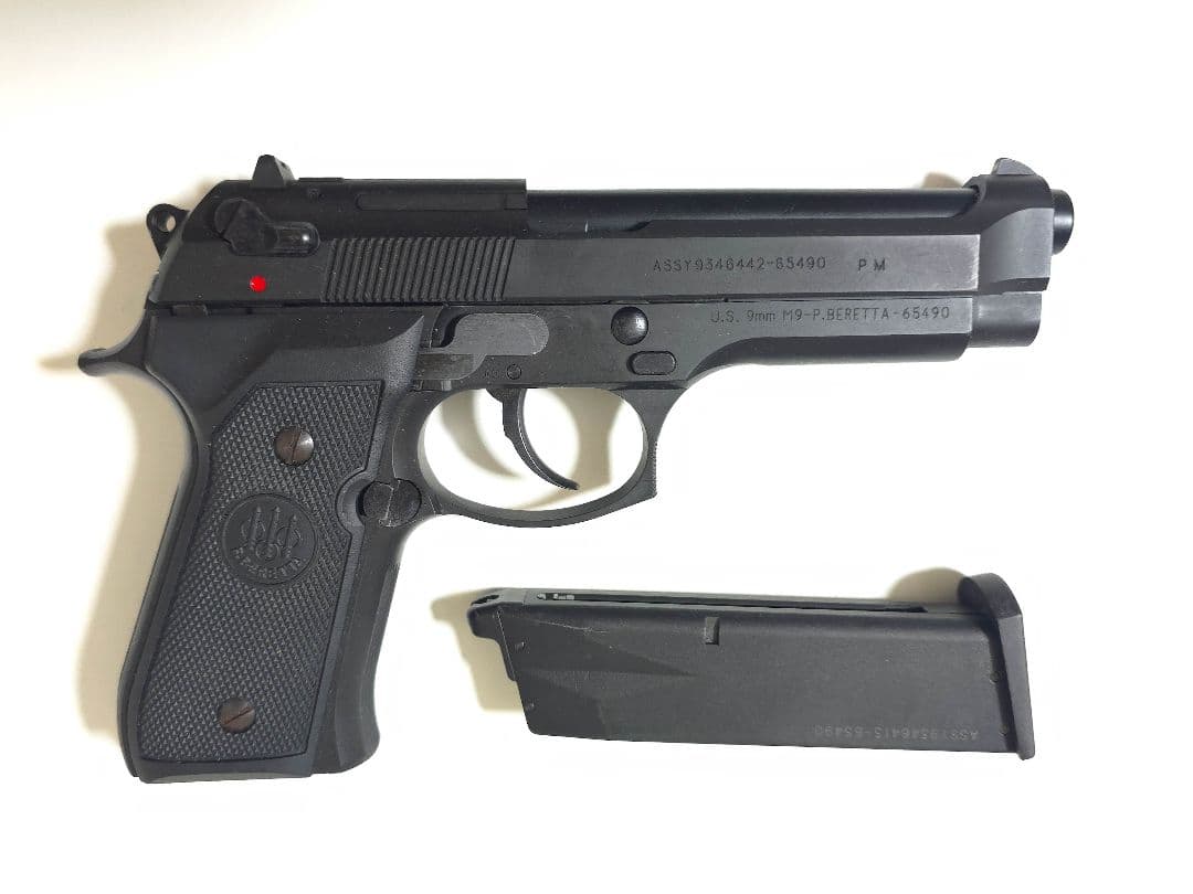 KSC BERETTA M92F HW システム7 ベレッタグリップ交換済み