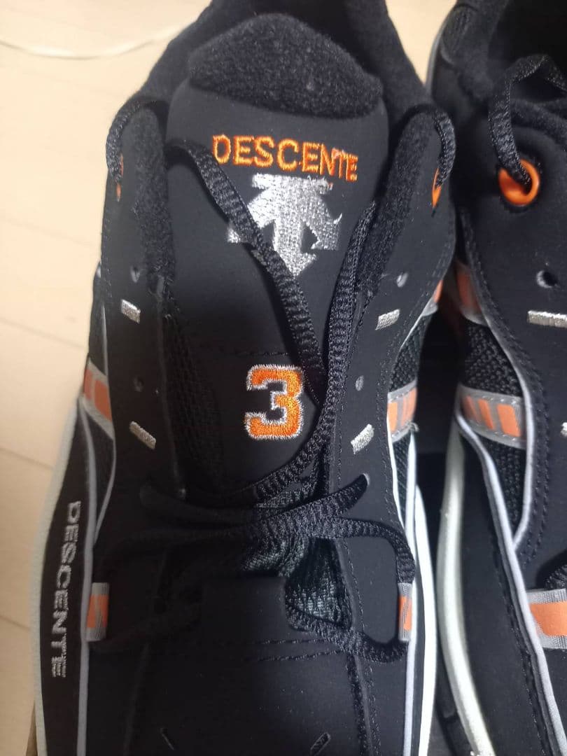 長嶋茂雄2000足限定 DESCENTE スニーカー新品 - メルカリ