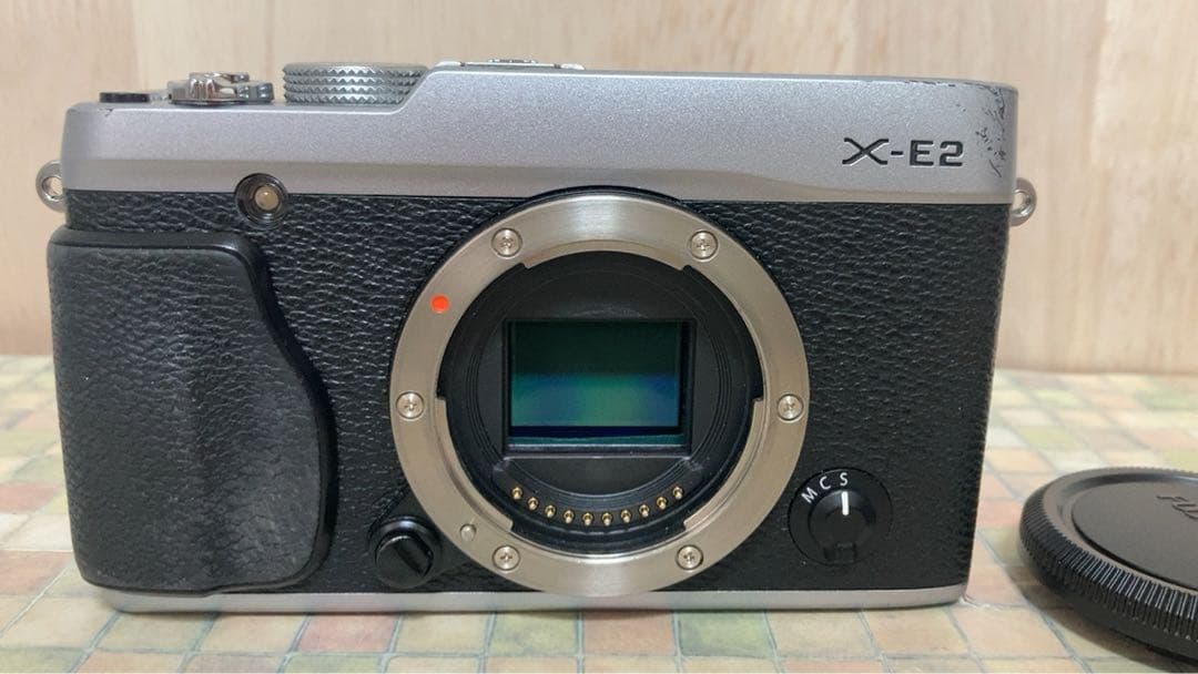 Fujifilm X-E2 ボディ　ミラーレス一眼カメラ X-E2 ミラーレス一眼カメラ Black [ズームレンズ] 富士フイルム