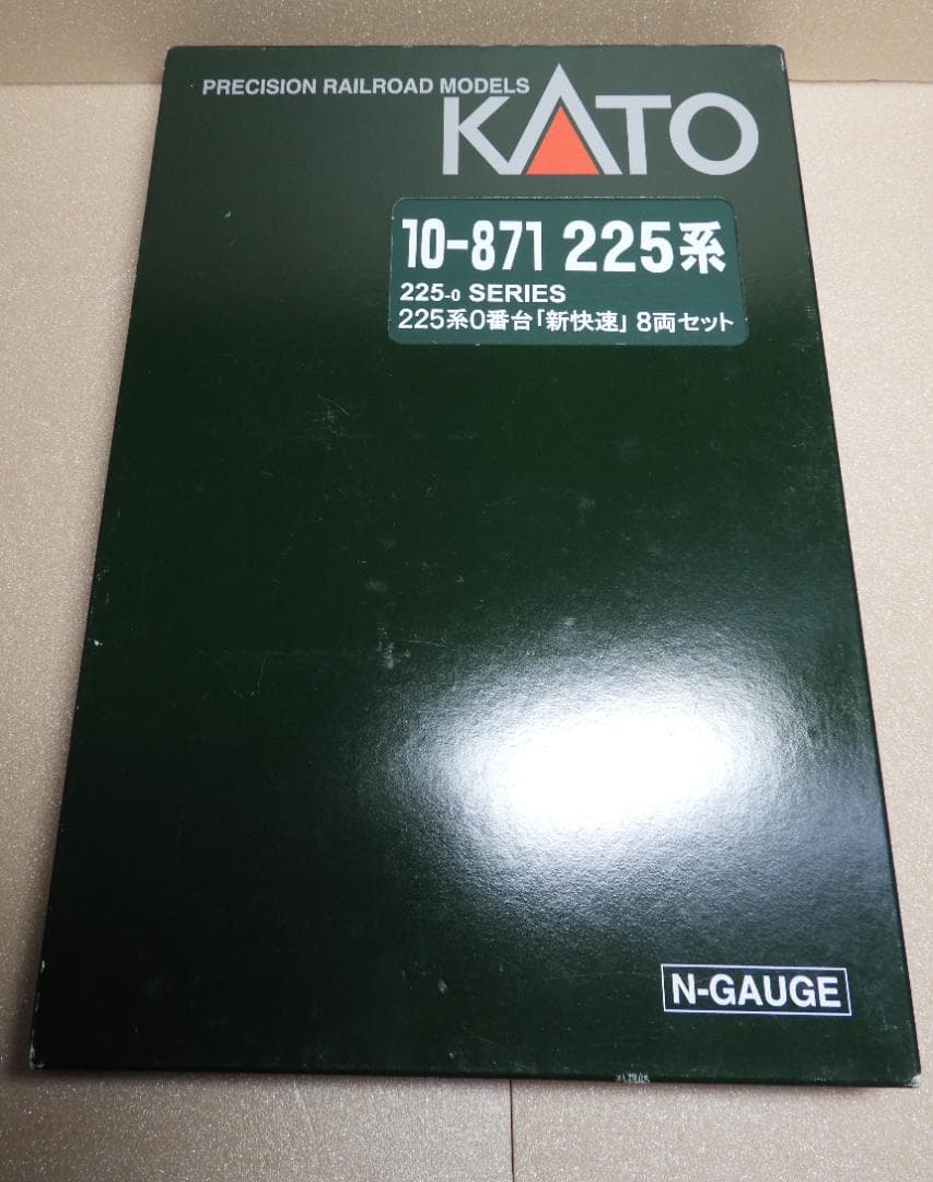 KATO 225系新快速8両 223系4両　注意あり
