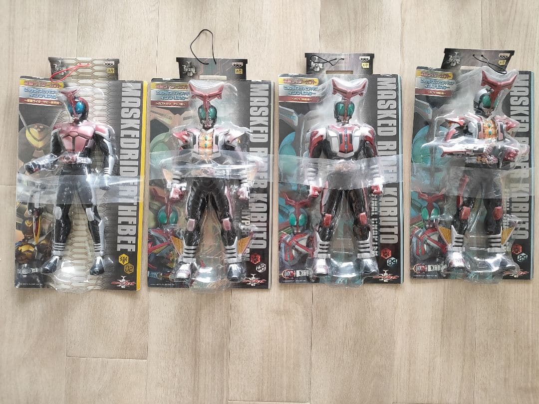 仮面ライダーカブトインブリスタービックサイズフィギュア非売品10体