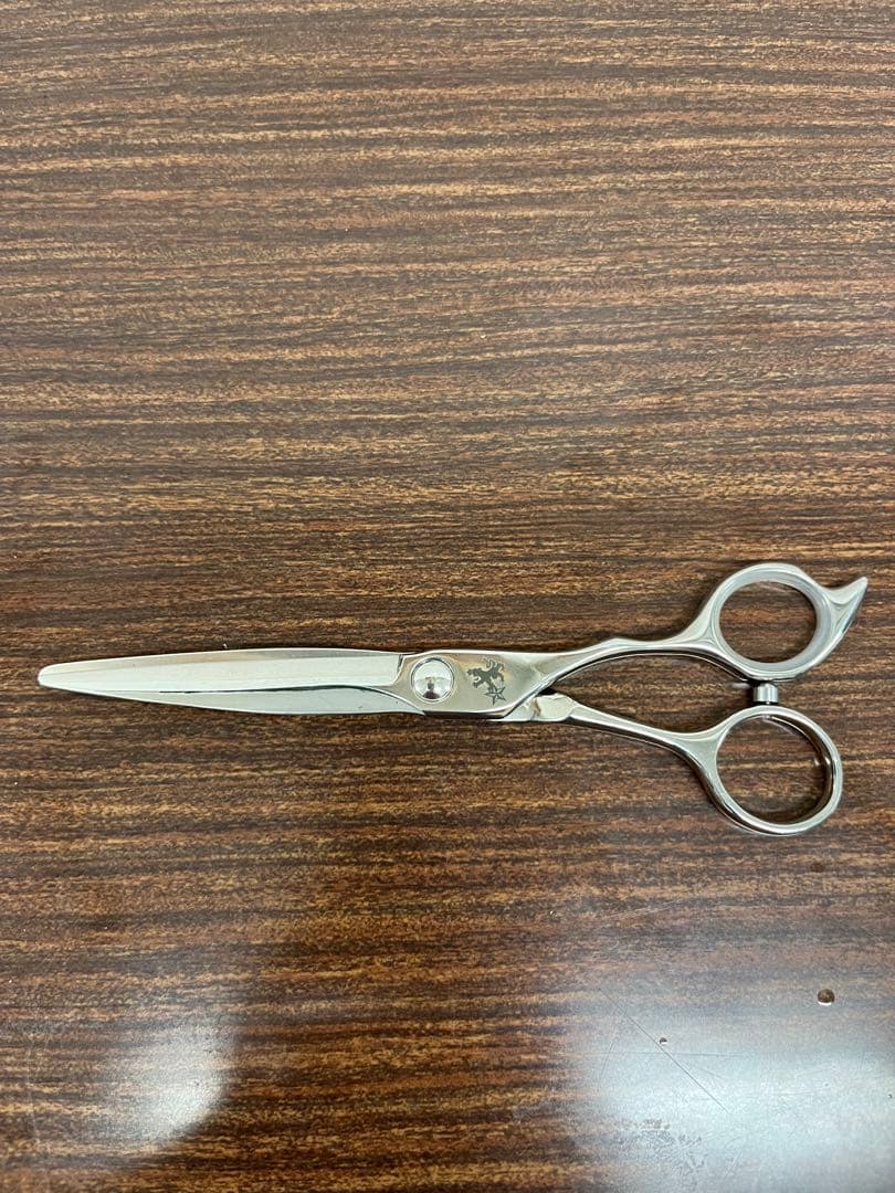 トラックスシザー　PYRAMID PYRAMID | 美容ハサミ(シザー)メーカー[トラックスシザーズ] 美容