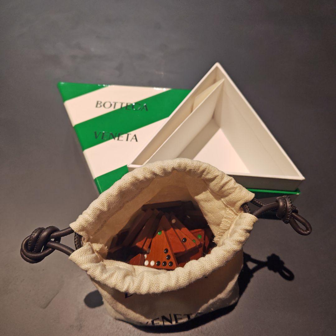 Bottega Veneta トライアングルドミノ