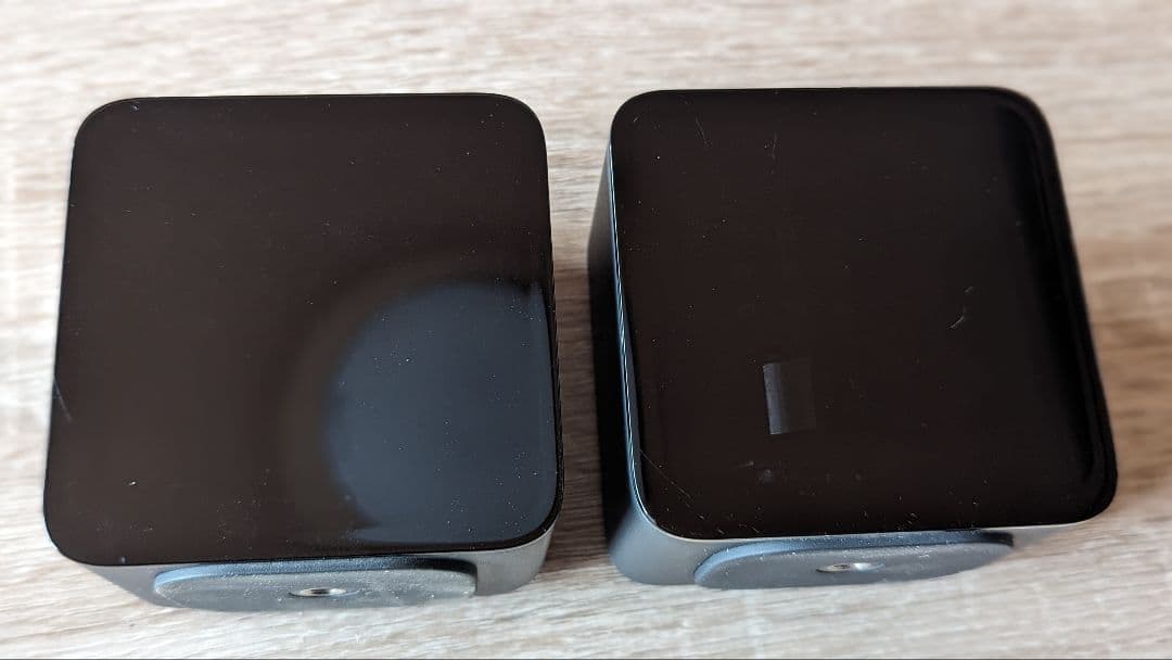 HTC VIVE ベースステーション1.0 2台 - メルカリ