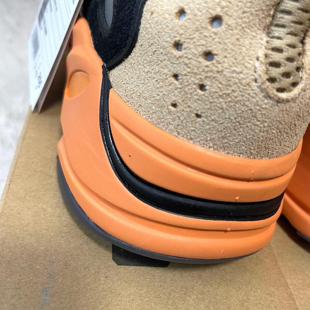 新品 adidas イージーブースト700 アンフレイム アンバー 25.5cm