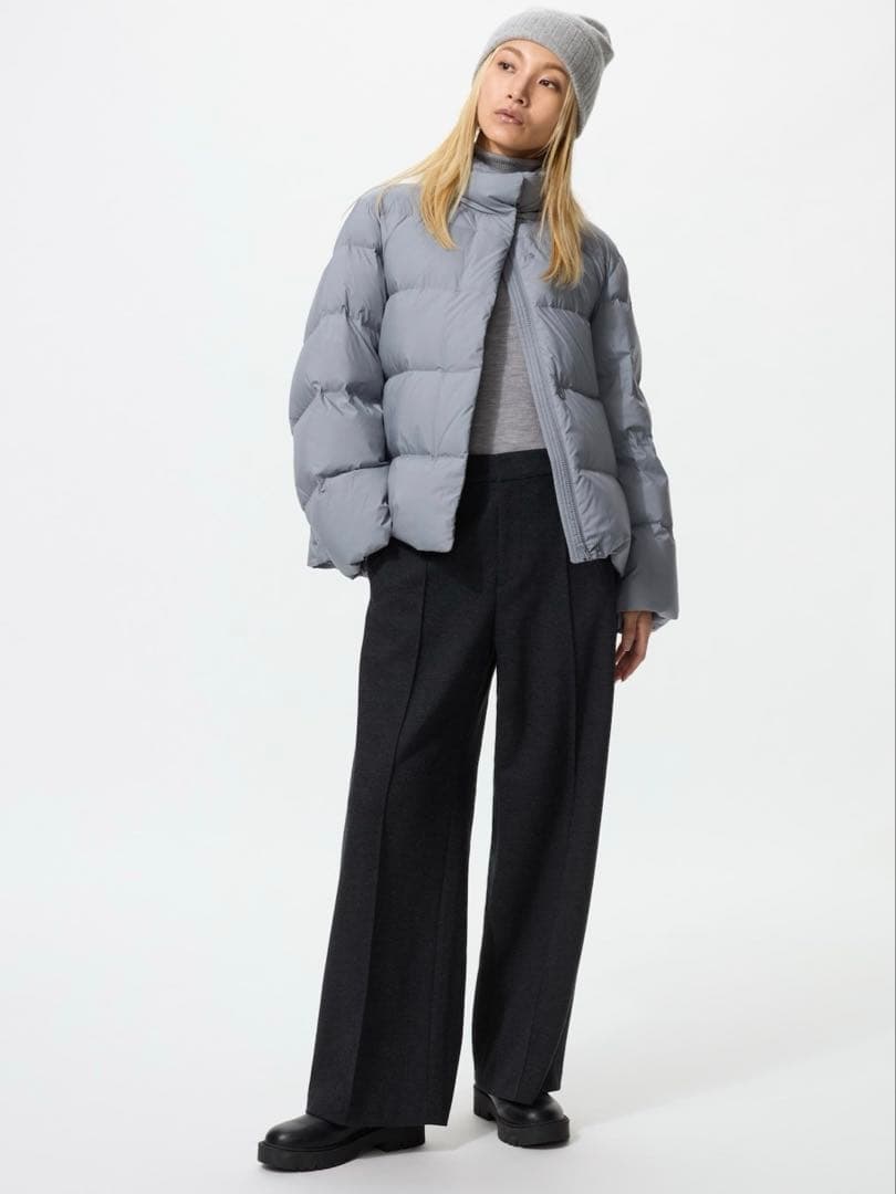 完売品］UNIQLO パウダーソフトダウンジャケット ブルー S - メルカリ