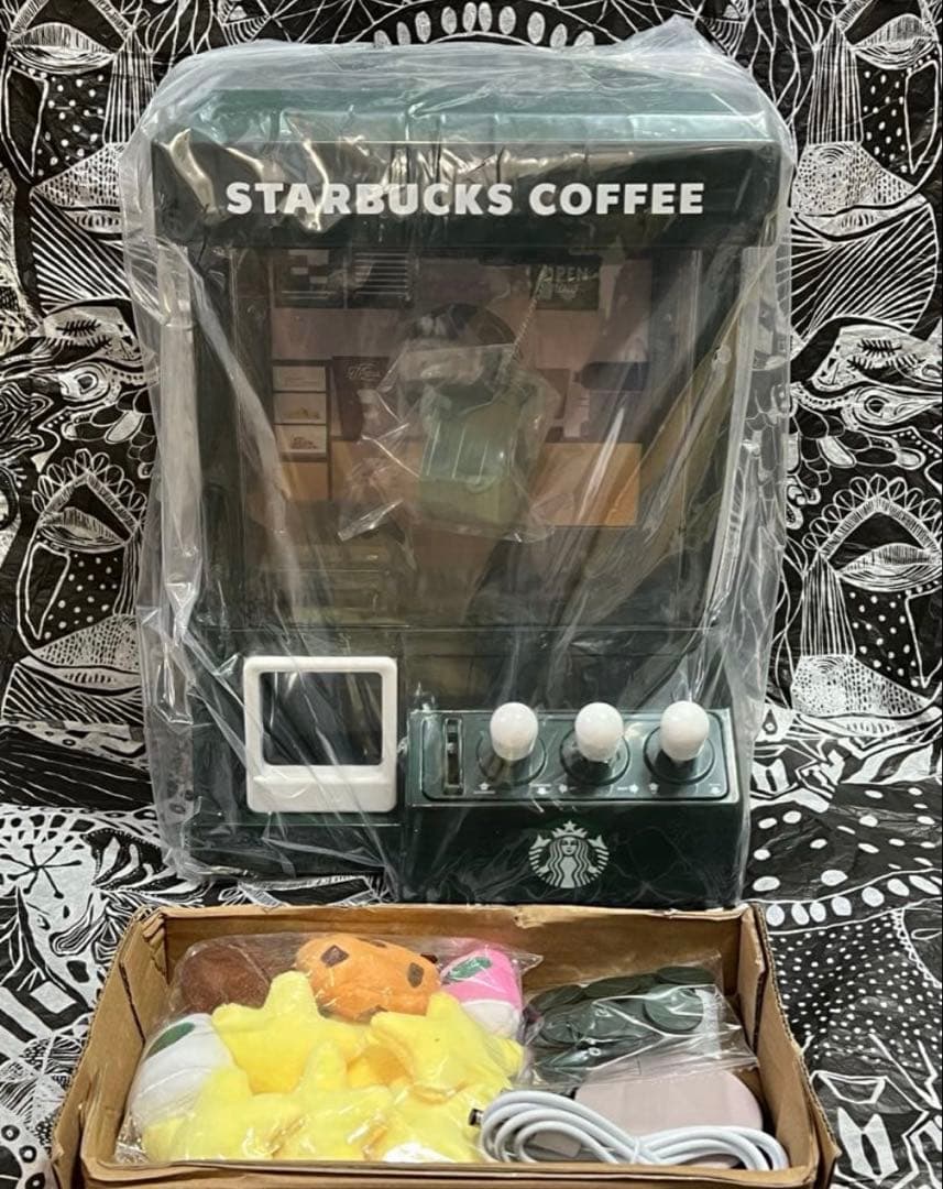 激レア　スターバックス　シンガポール　クレーンゲーム　ぬいぐるみ