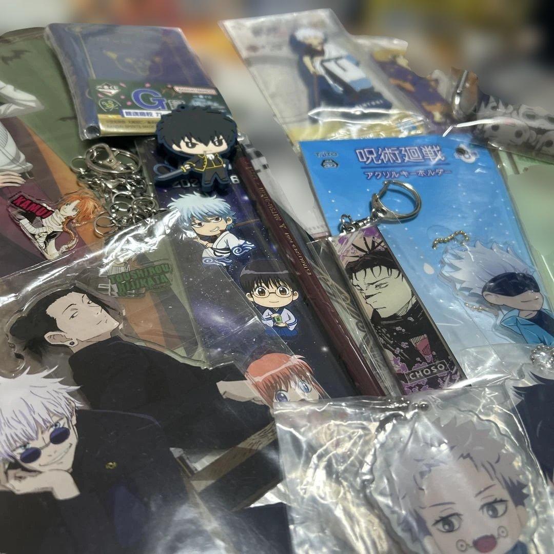 アニメグッズまとめ売り　108個