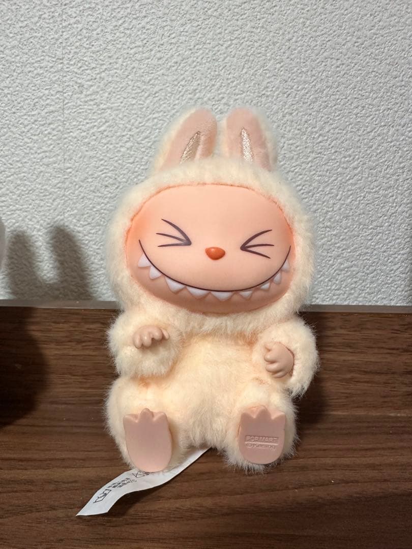 POP MART LABUBUぬいぐるみ 3体セット