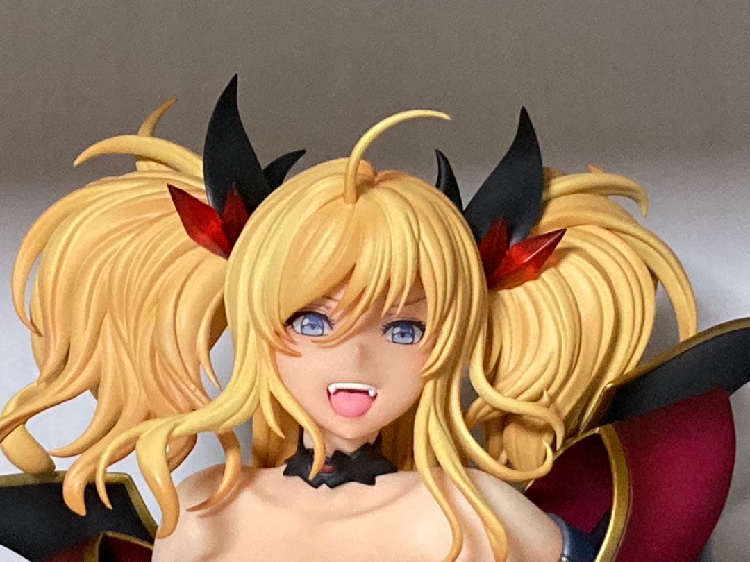 鬼崎きらら　ハロウィンヴァンパイア　フィギュア