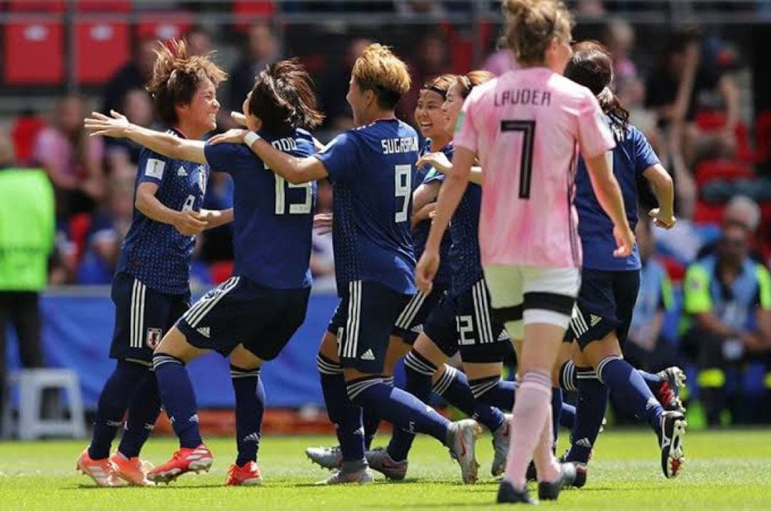岩渕真奈 実使用スパイク 支給 アーセナル 日本代表 サッカー なでしこ