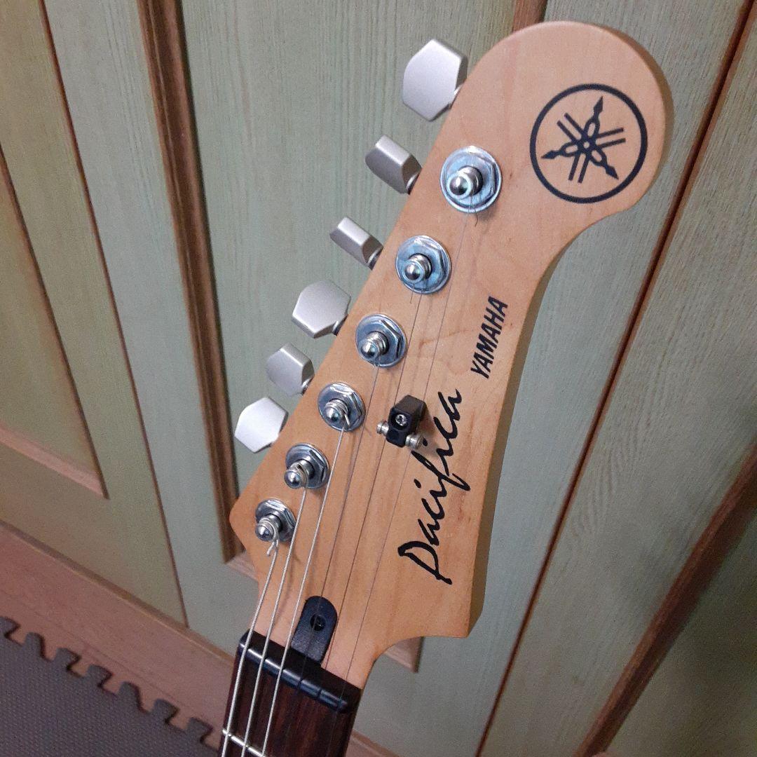 Yamahaパシフィカ 604W Pacific ピックガード割れあり