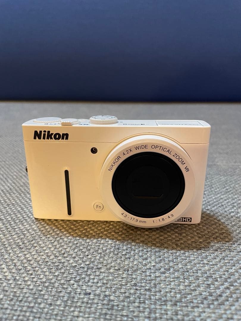 Nikon coolpix p310 ホワイト