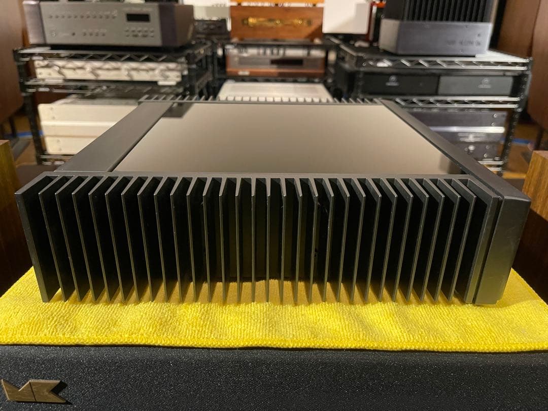 MERIDIAN 551 プリメインアンプ【AXISS 正規輸入品 100V】