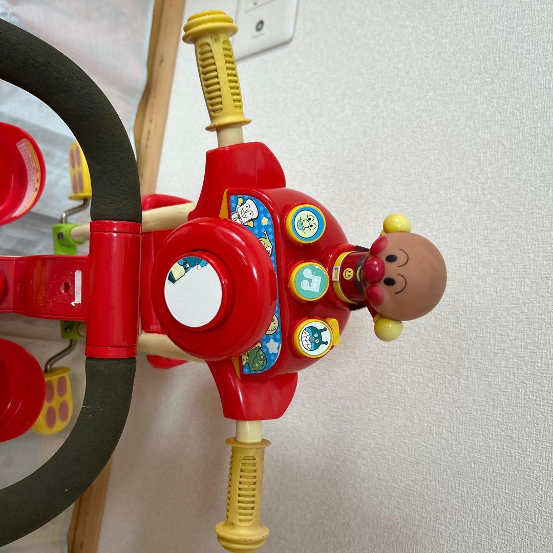 アンパンマン 三輪車 赤 日よけ付き - メルカリ