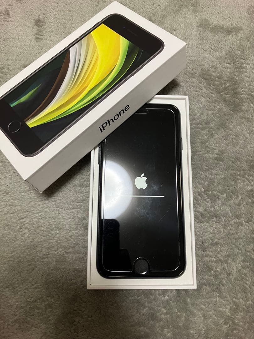 Apple iPhone SE2 128GB ブラック SIMロック有