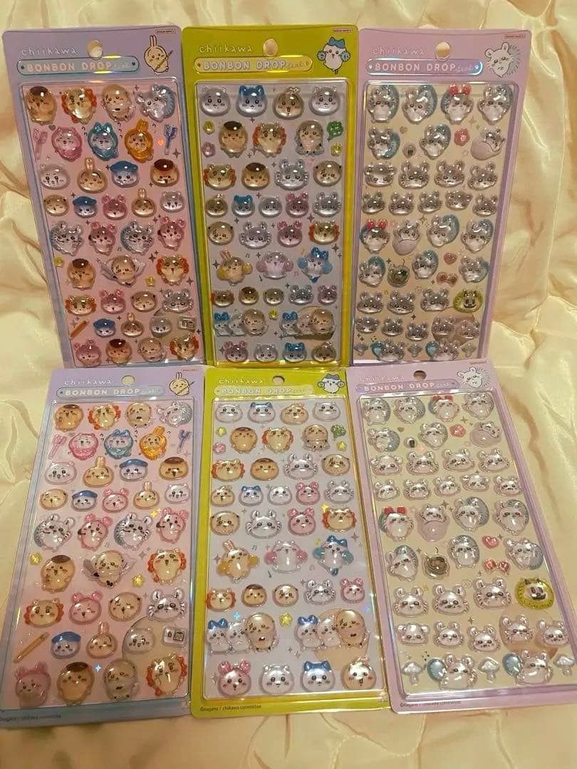 ちいかわ ボンボンドロップシール ちいかわ ボンボンドロップシール（モモンガ） | ちいかわマーケット