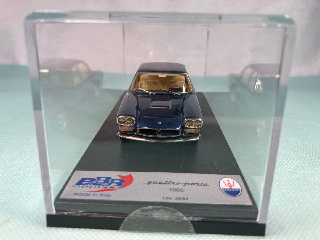 ＢＢＲ　マセラティ　クアトロポルテ　１９６５年　ダークブルー