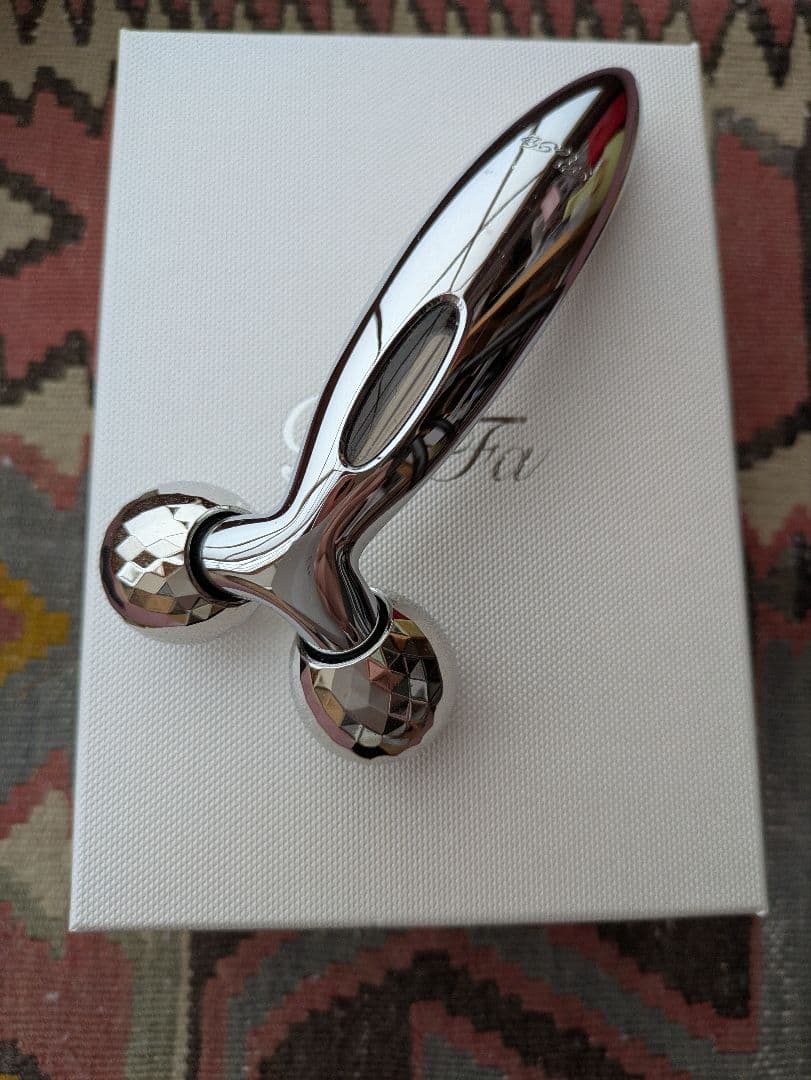 ReFa CARATFACE リファカラットフェイス MTG 付属品付 リファクリスタルカラットフェイス - ReFa Crystal CARAT FACE | 商品