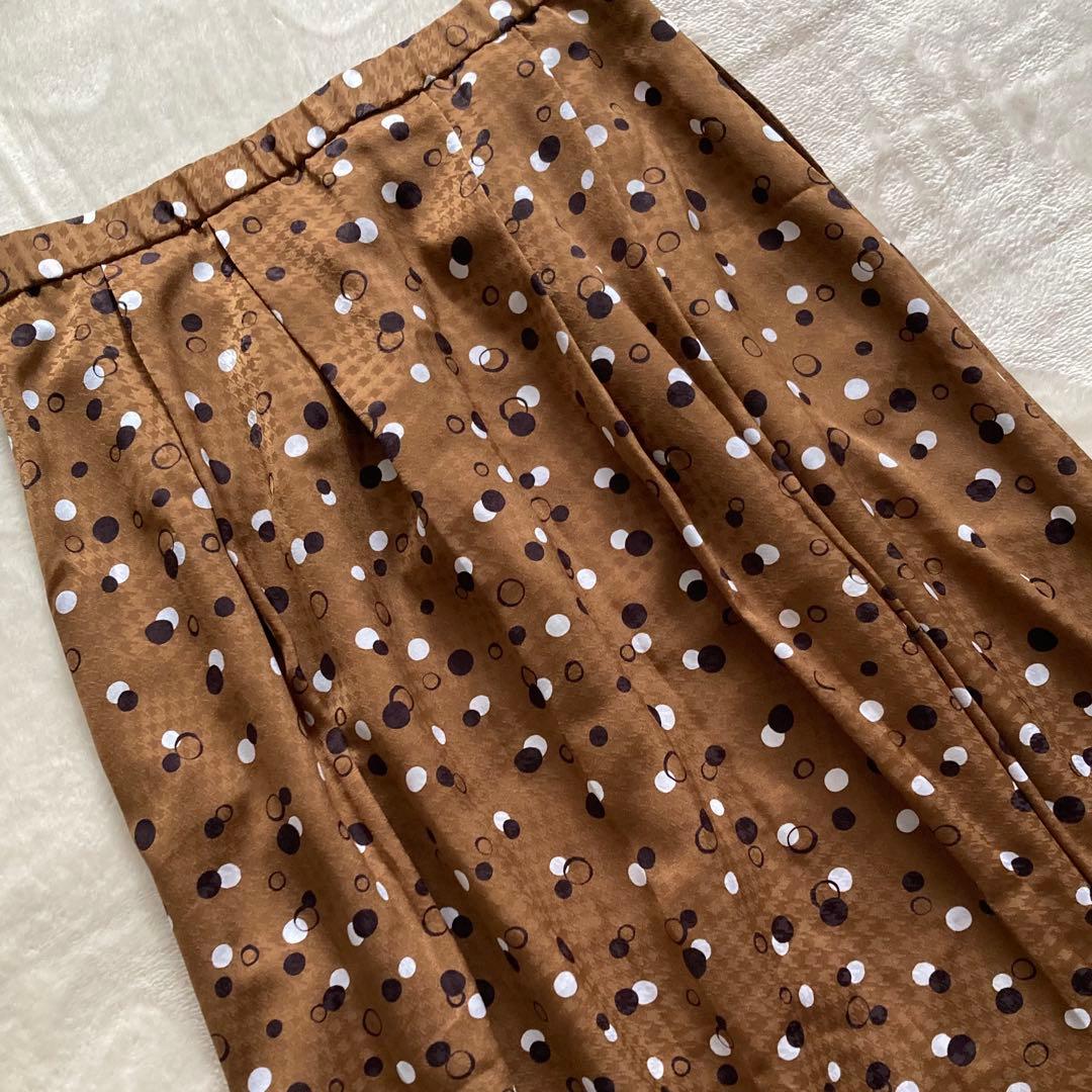 新品】自由区 大きいサイズ 46 ドットプリントロングスカート 2023AW