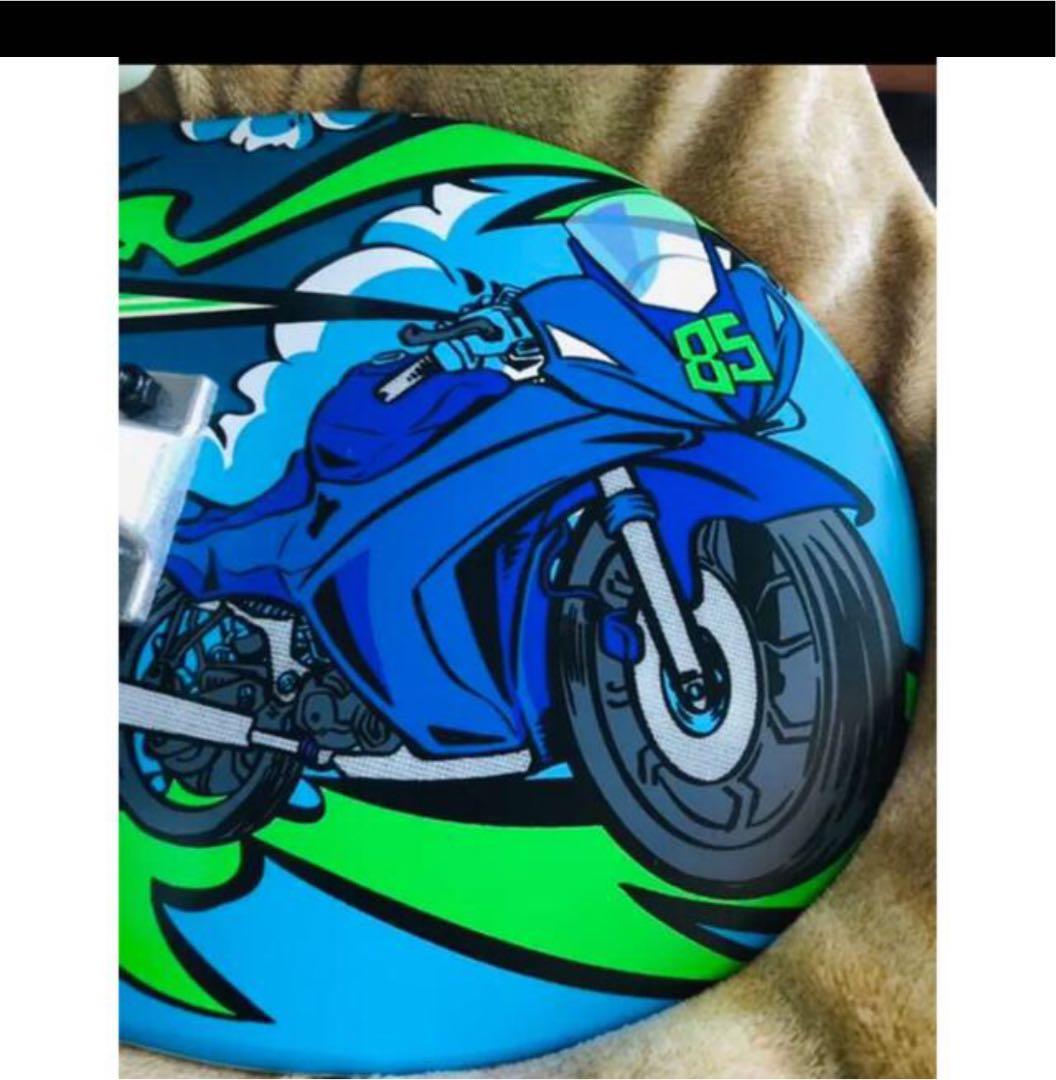 王一博　ワンイーボー　限定コラボ蛍光スケートボード